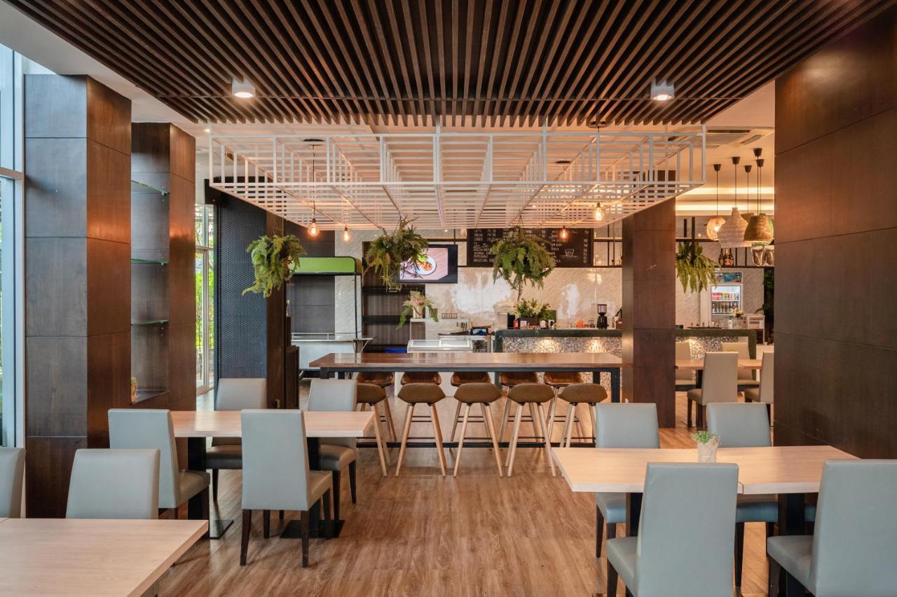 Kokotel Bangkok Dheva Thonglor Kültér fotó