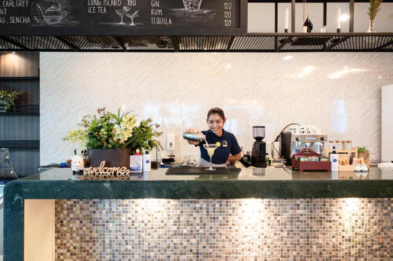 Kokotel Bangkok Dheva Thonglor Kültér fotó