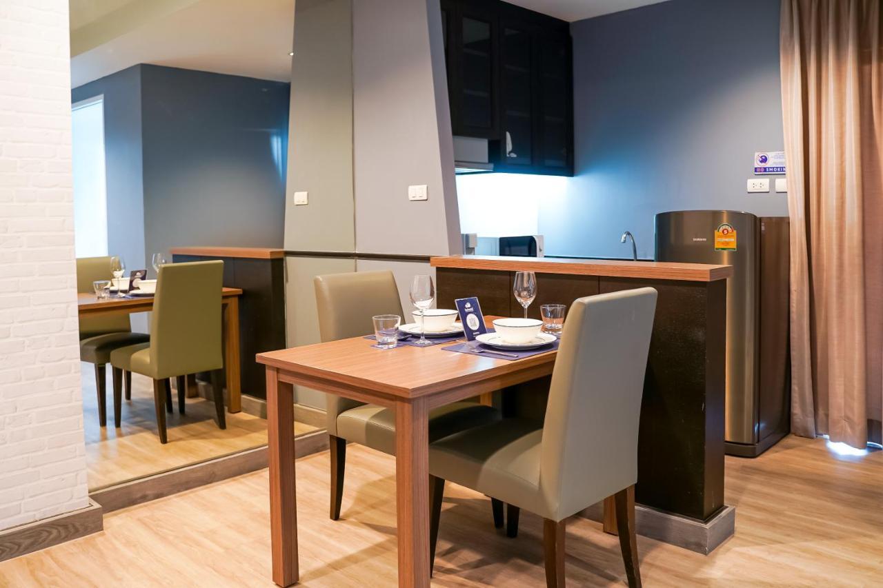 Kokotel Bangkok Dheva Thonglor Kültér fotó