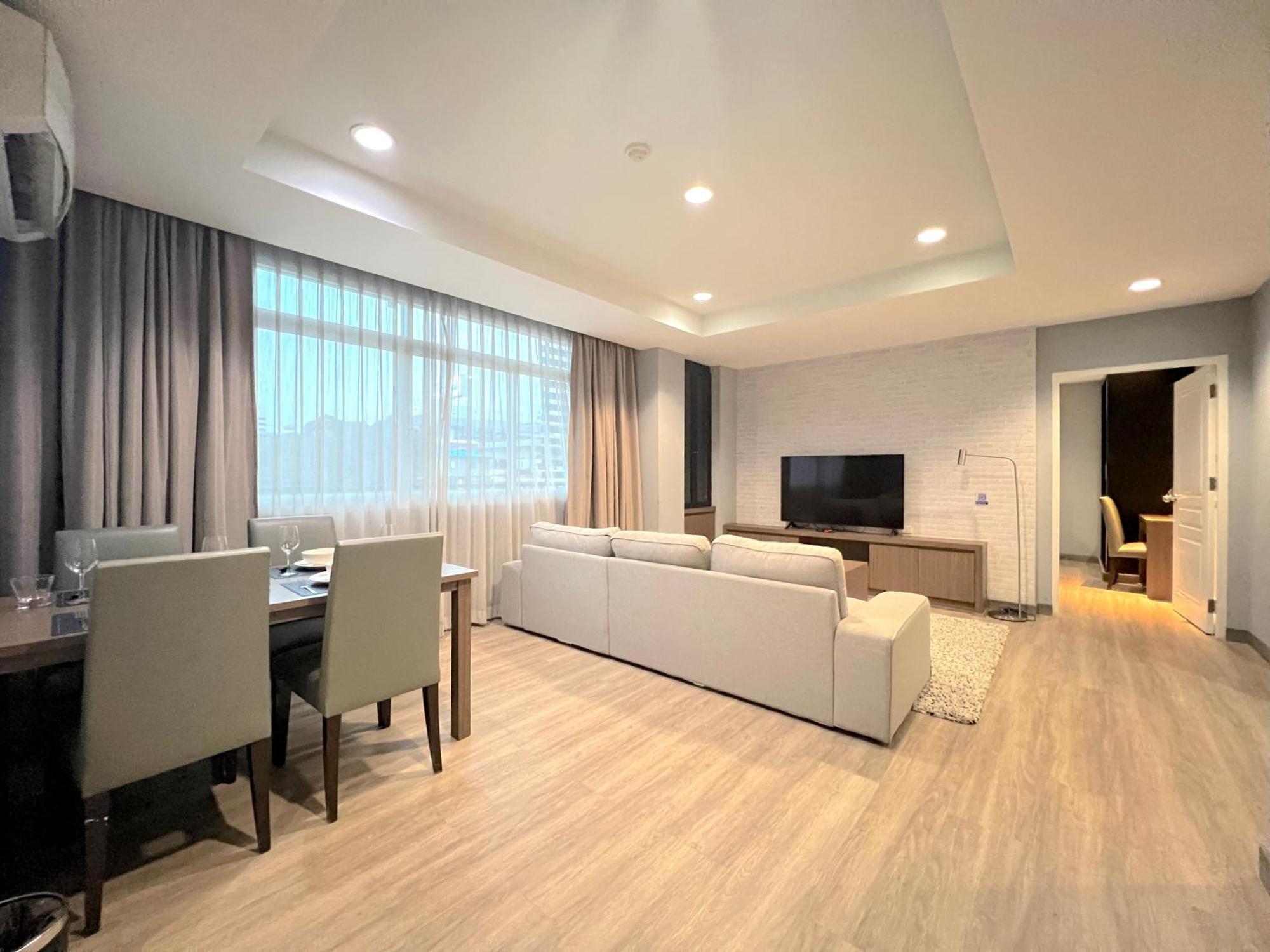 Kokotel Bangkok Dheva Thonglor Kültér fotó